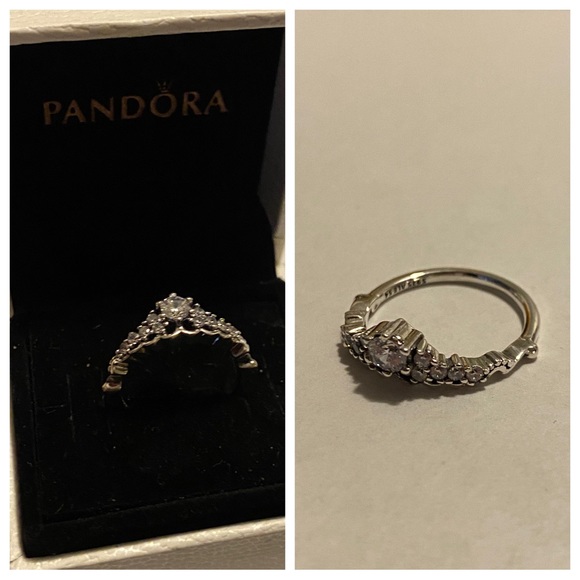 💍 Regal Tiara Crown Ring - Picture 2 of 2